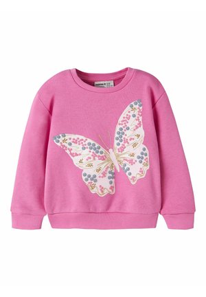 Rosa barnegenser med lange ermer, ribbede mansjetter og skjørt, med en stor dekorativ sommerfugl med rosa, grå og gull aksenter.