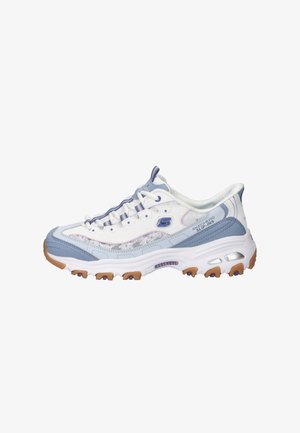 Baskets Skechers Slip-Ins blanches et bleu clair avec fermeture à lacets à l'avant, semelle marron robuste et logo sur le côté.