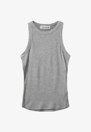 Sivi rebrasti top bez rukava s okruglim izrezom. Mekana tekstura i ravni rub, pogodan za svakodnevno nošenje.