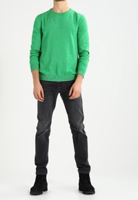 s.Oliver Maglione - green
