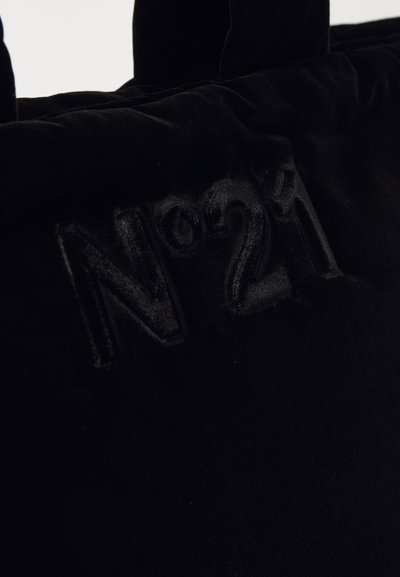 N°21 PUFFY VELLUTO - Velika torba - black