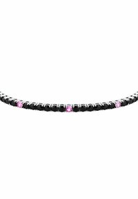 Bracciale in pietra nera e rosa con una struttura metallica lucida, caratterizzato da una disposizione continua di pietre rotonde alternate nere e rosa.