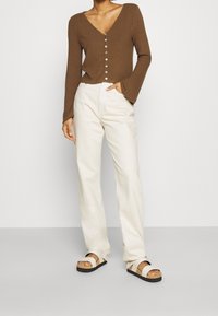 Object Chaqueta de punto - brown