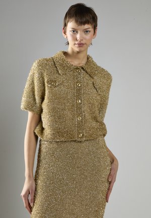 TINSEL BUTTON-FRONT COLLAR SHORT SLEEVE  - Pusero - gold tinsel