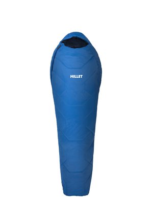 Blauer Schlafsack mit tapered Design, hexagonalem Muster und einem Reißverschluss für die Kapuze. Die Marke "Millet" ist an der Seite angebracht.