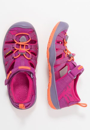 MOXIE CHILDREN UNISEX - Walking sandals - purple wine/nasturtium
