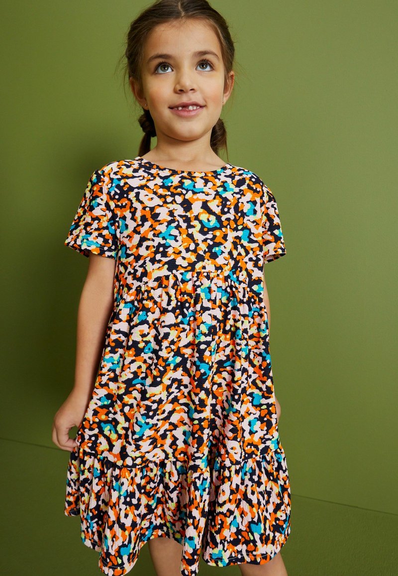 Next SHORT SLEEVES CRINKLE JERSEY DRESS Jerseyjurk black orange