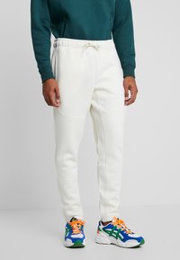 Urban Classics - CUT AND SEW PANTS - Jogginghose - sand Thumbnail-Bild 1