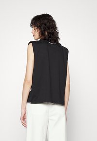 KARL LAGERFELD SIGNATURE TANK - Majica kratkih rukava s printom - black