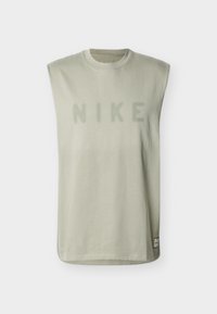 Sélectionné, light army