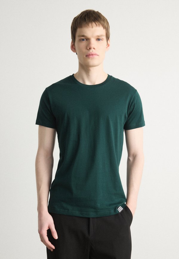 THOR TEE - Basic T-shirt - pine grove
