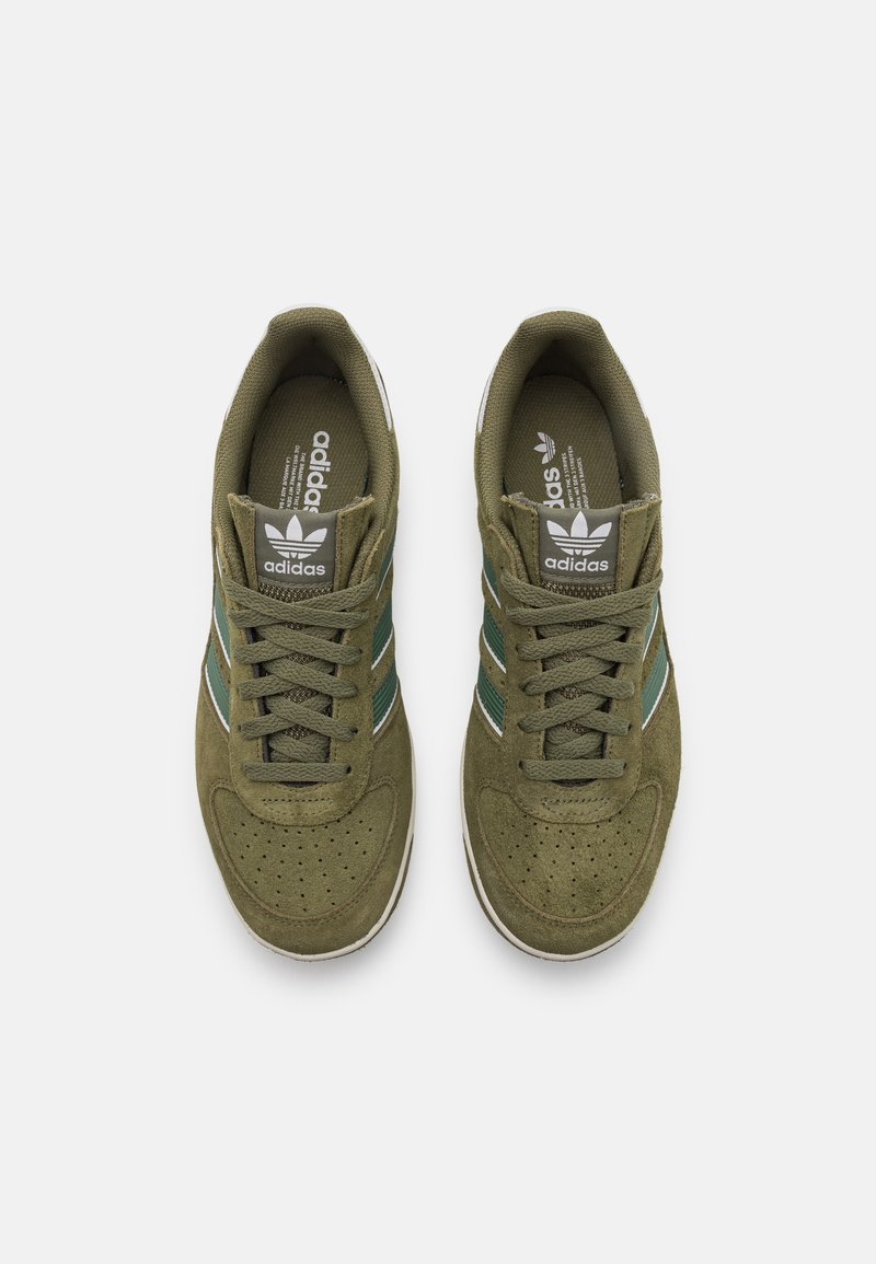 adidas Originals G.S. UNISEX - Zapatillas - olive/green oxide/grey one/verde oliva - Zalando.es