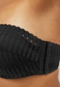 Next TRIPLE BOOST LACE STRAPLESS - Állítható / Pánt nélküli melltartó - black