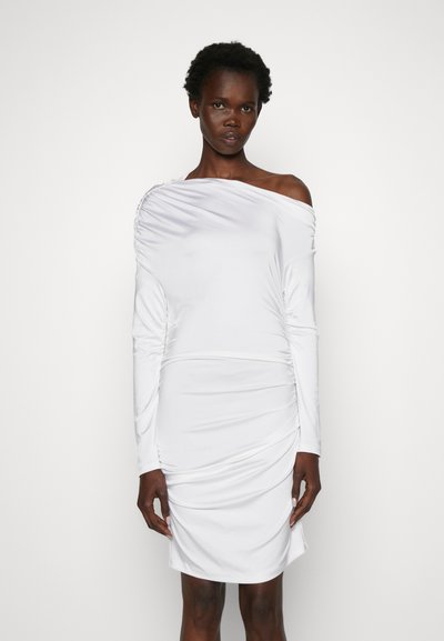 Et Ochs FREYA TWIST MINI DRESS - Φόρεμα από ζέρσεϊ - optic white