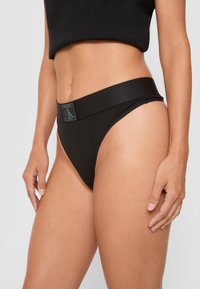 Calvin Klein Underwear THONG CK ESTABLISHED - Tange - black/blue