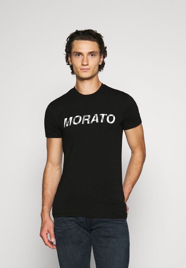 ROUND COLAR WITH LOGO - Camiseta estampada - black