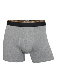 Grå boxershorts lavet af blødt stof, med en sort taljeelastik med guld "Cristiano Ronaldo" tekst og synlige syninger.