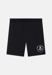 Svarta bomullsshorts med elastisk midja och dragsko. Har en vit cirkulär logotyp på vänster ben. Rak skärning, enkel design.