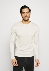 Casual Friday - CFKENT MERINO CREW NECK KNIT - Trui - sand Miniatuurafbeelding 1