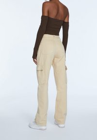 Stradivarius Kapsáče - mottled beige
