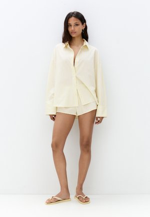 PULL&BEAR STRIPED - Blúzka so zapínaním na gombíky - yellow