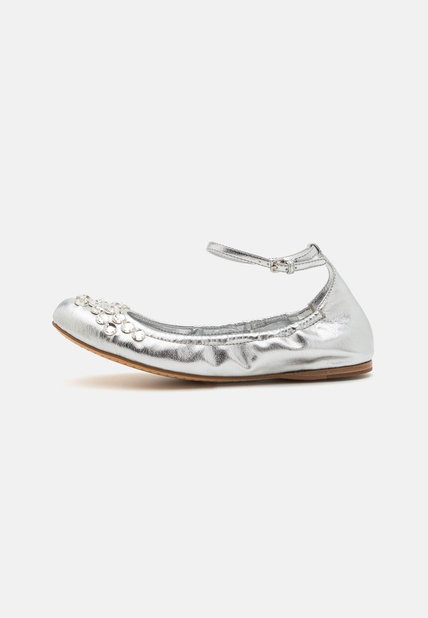 SHOWY - Ankle strap ballet pumps - silver clear