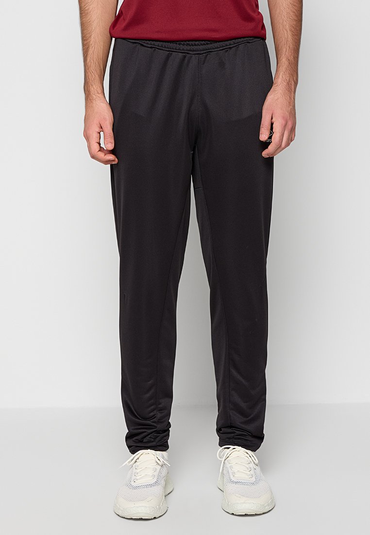 Umbro Trainingsbroek zwart Umbro Trainingsbroek zwart