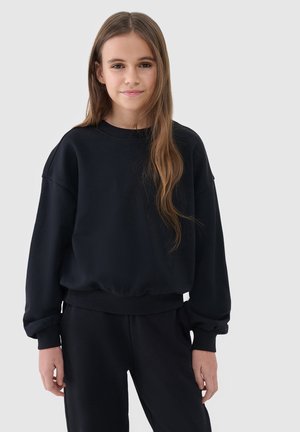 4F, - Bluza