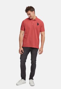 U.S. Polo Assn. ALFREDO - Polokošeľa - mineral red