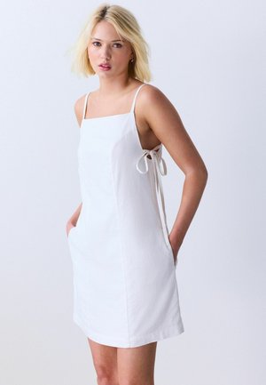 Next, Nappali ruha - white