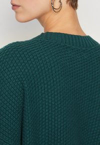 Hollister Co. Stickad tröja - dark green