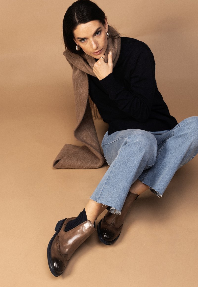 Melvin & Hamilton SELINA TORINO ORINOKO PRINT - Botines bajos - brown