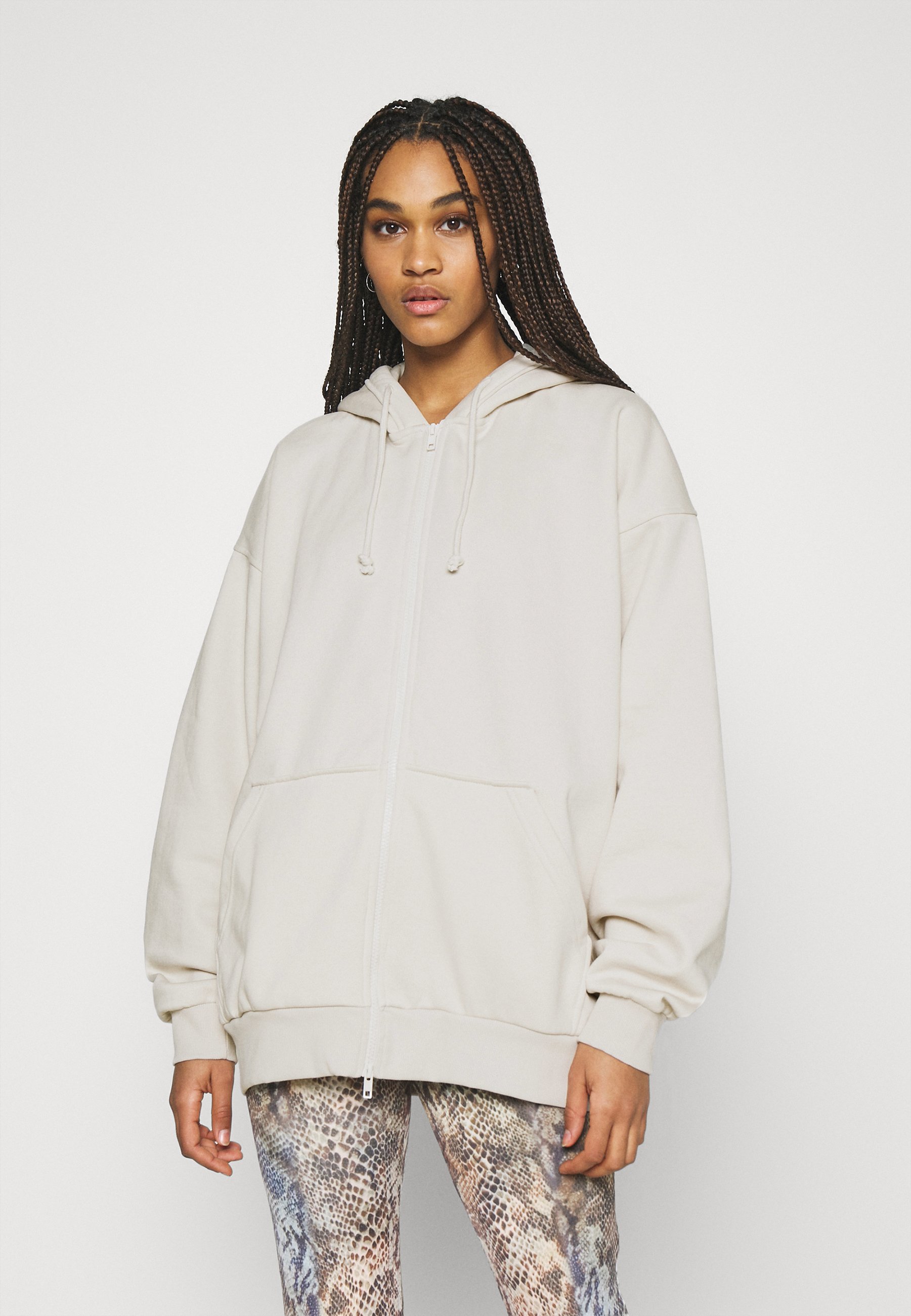 knicks sweatshirt friends