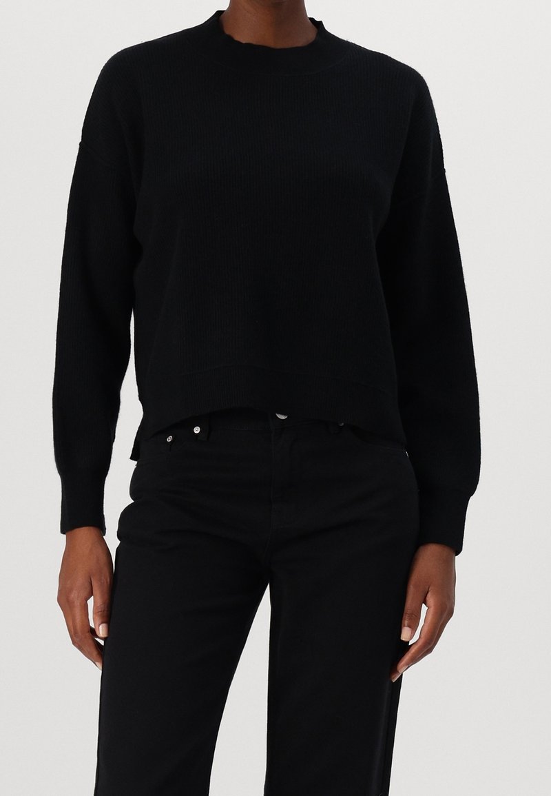 Repeat Svetr - black