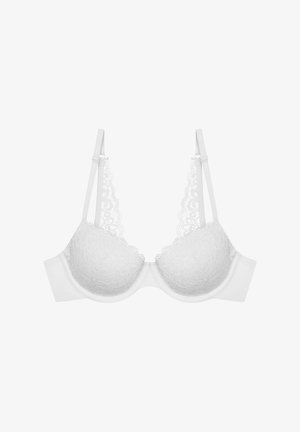 Biały koronkowy stanik z wyściełanymi miseczkami, z falbaniastym wykończeniem koronki wzdłuż krawędzi, regulowanymi ramiączkami i gładkim paskiem.