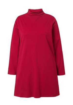 Túnica roja de manga larga con cuello alto, corte holgado y diseño simple.