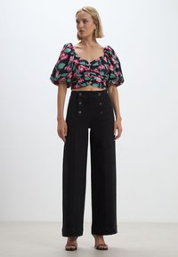 Calliope WIDE LEG CON BOTTONI  - Jeans a zampa - nero