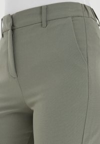 b.young BYDanta - Chino hlače - sea green