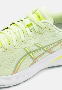 ASICS GT-2000 13 - Road running shoes - cool matcha/celadon