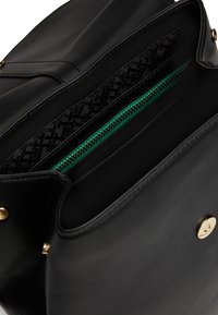 Tommy Hilfiger HERITAGE BACKPACK - Matkakott - black
