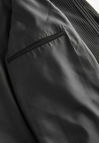 Next EDIT SMART - REGULAR FIT - Bomber stiliaus striukė - black
