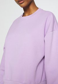Gina Tricot Sweatshirt - purple