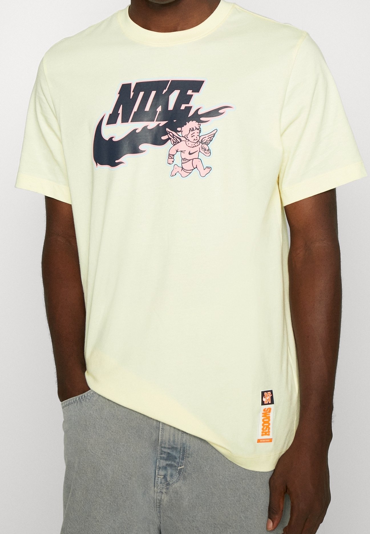 t shirt nike logo off white