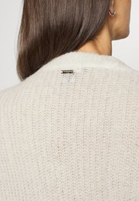 MARCIANO BY GUESS JADE SOFT - Camisola - pale pearl