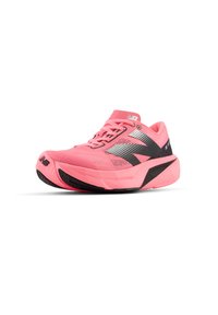 New Balance FUELCELL REBEL V4 - Road running shoes - pink