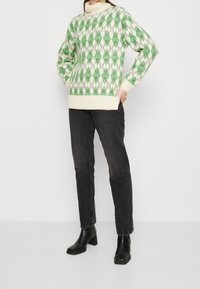 Marks & Spencer Sweter