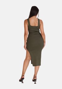 Elara - Sukienka etui