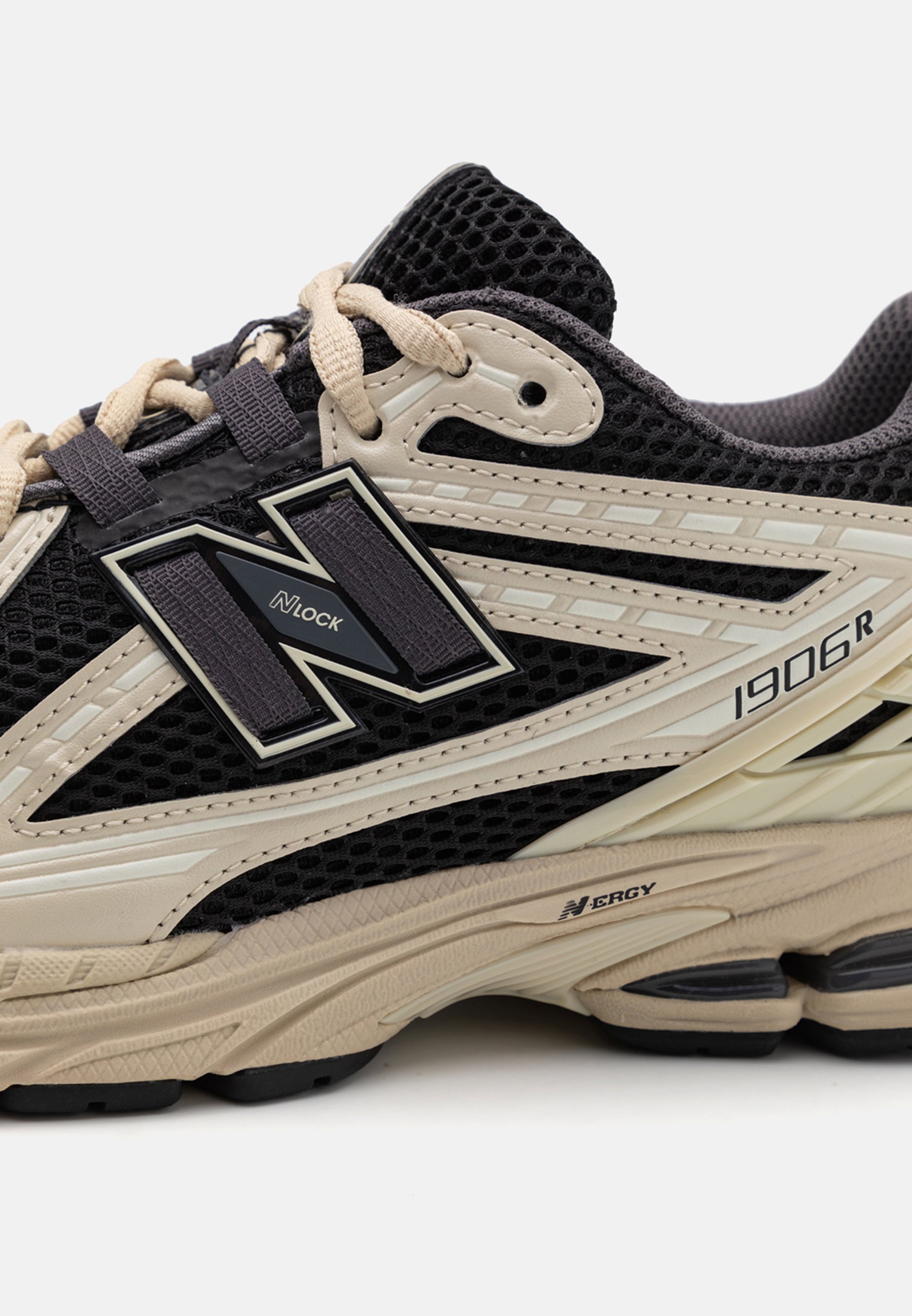 New Balance U1906 UNISEX - Sneakersy niskie/mleczny - Zalando.pl