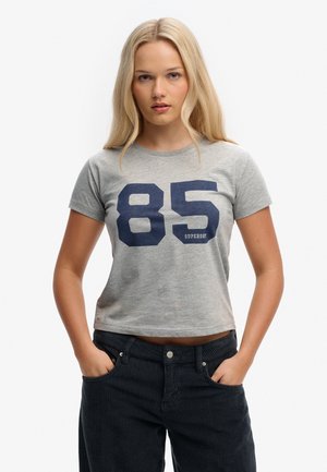 ATHLETIC ESSENTIALS VARSITY NUMBER - T-shirts print - grey marl