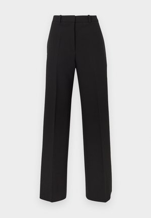 Fekete, széles szárú nadrág sima szövetből, magas derékrésszel, dupla elülső pliszékkel és diszkrét oldalzsebekkel.